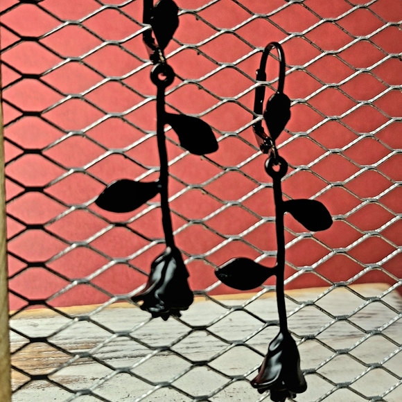 Long Stem Black Rose Earrings - Picture 11 of 11